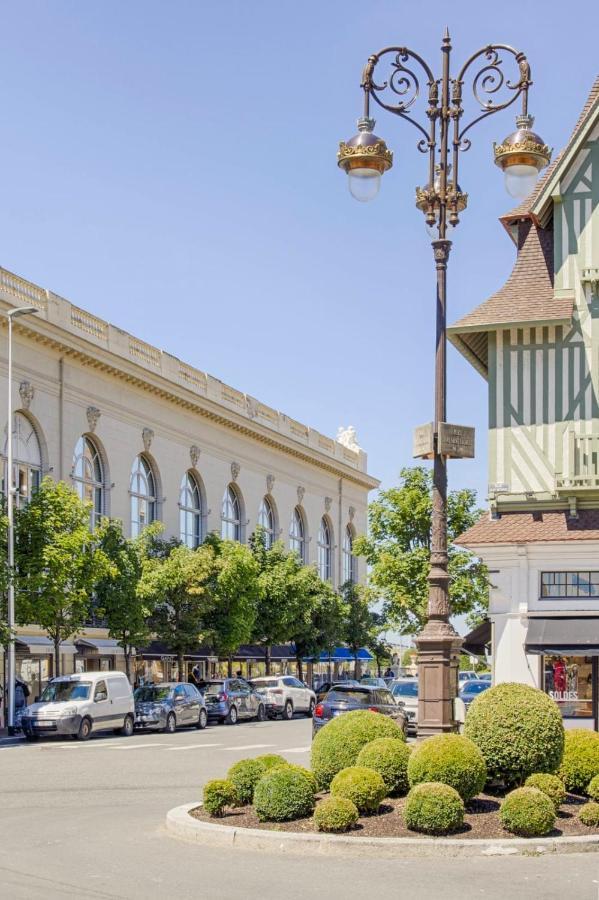Castel Saint Clair - Trois Pieces - Deauville Centre Exteriér fotografie